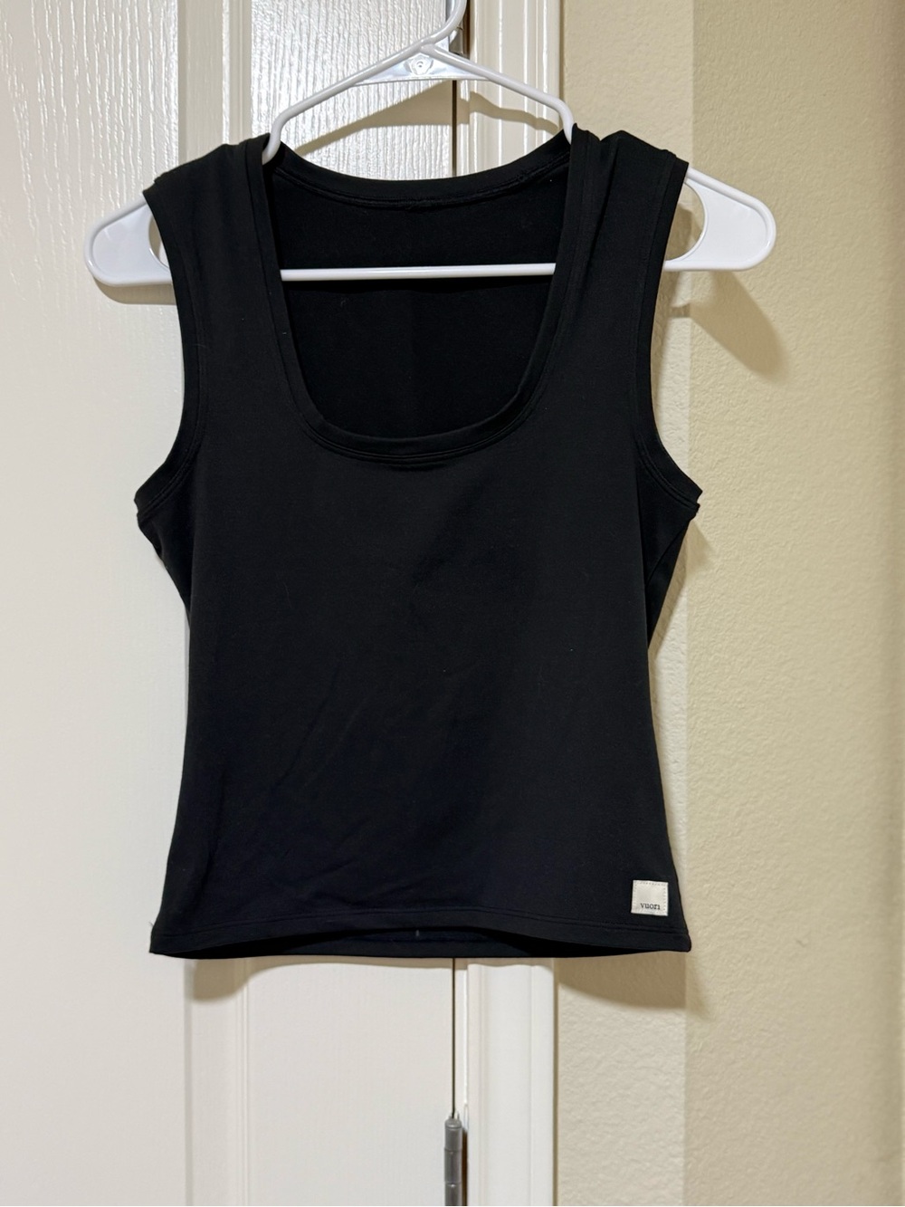 Like new black Vuori tank size XS